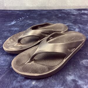 Oofos Original Black Men’s 9 Women’s 11 Recovery Thong Flip Flop Sandal Comfort